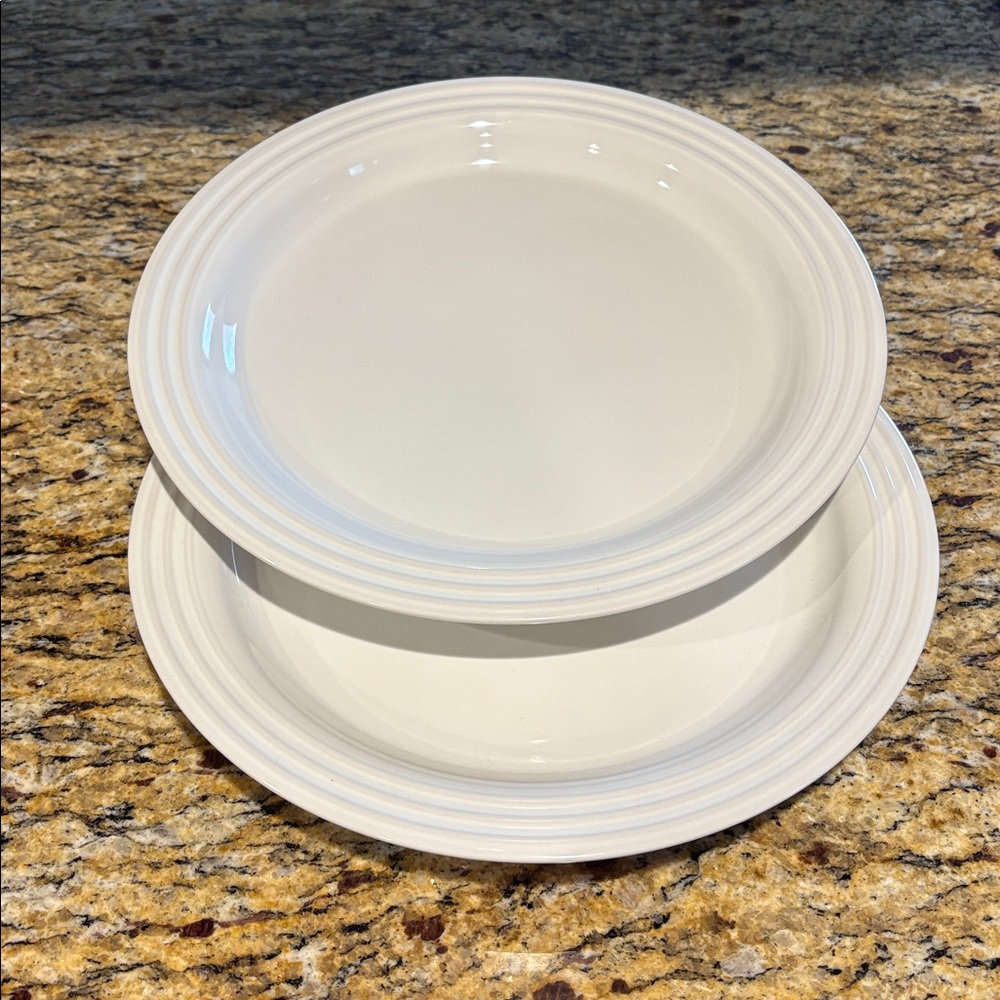 NWT Le Creuset Dinner Plate, set of 2, White